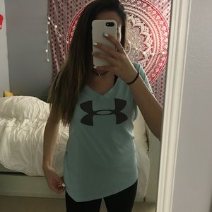 UNDER ARMOUR Light blue tee shirt size XS